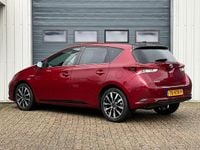 Occasion Toyota Auris Business Edition 99 PK (72 kW) 2018 Rood Hatchback