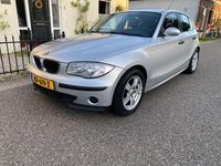 Occasion BMW 118 129 PK (94 kW) 2005 Grijs (metallic) Hatchback