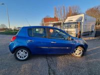 tweedehands Renault Clio 1.4-16V Dynamique Luxe/NAP/APK4-2024/AIRCO/RIJD PERFECT/TREKHAAK/INRUIL MOG !!!