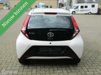 tweedehands Toyota Aygo 1.0 VVT-i x-play | Airco, Camera, lichtmetalen velgen