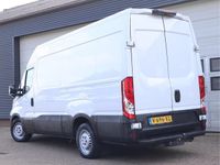 tweedehands Iveco Daily 35S16 155pk Hi-Matic Automaat - 3,5t Trekhaak - Airco - Euro 6 - Camera