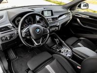 tweedehands BMW X2 18i / S-Drive / Stoelverwarming / Parkeerassistent