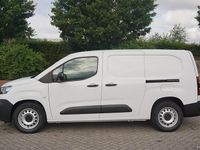 Nieuw Fiat e-Doblò L2 50 kWh 2025 Wit MPV