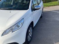 tweedehands Peugeot 2008 1.2 PureTech Féline