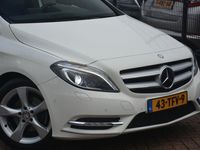 tweedehands Mercedes B180 Ambition | Xenon | Panoramadak | Leder dash | Leer