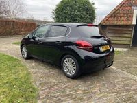 tweedehands Peugeot 208 1.2 PureTech Allure-Navi-Pano-PDC-Camera-