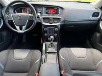 Occasion Volvo V40 153 PK (112 kW) 2017 Zwart, metallic lak Stationwagen