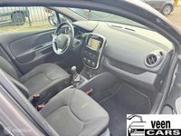 Occasion Renault Clio GrandTour Night&Day 90 PK (66 kW) 2015 Grijs Stationwagen