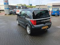 tweedehands Peugeot 1007 1.6-16V Gentry Automaat