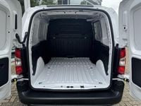 Nieuw Peugeot Partner Comfort 136 PK (100 kW) 2026 Wit MPV
