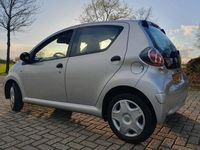 tweedehands Toyota Aygo 1.0 12v VVT-i Cool 5-Deurs met Airco en Opties !