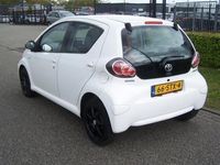 tweedehands Toyota Aygo 1.0-12V Comfort/ Automaat/ navigatie/airco