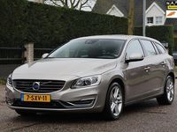 Occasion Volvo V60 215 PK (158 kW) 2013 Grijs Stationwagen