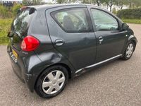 tweedehands Toyota Aygo 1.0-12V +