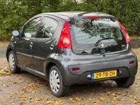 tweedehands Peugeot 107 1.0-12V XS // 5-drs // NAP // APK