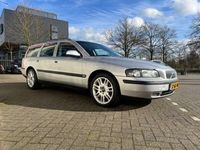 tweedehands Volvo V70 2.3 T-5 250PK AUT / Opendak & Trekhaak