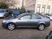 tweedehands VW Jetta 1.6 FSI Comfortline