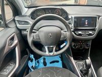 tweedehands Peugeot 2008 1.2 PureTech Style | AIRCO | CRUISE | NIEUWE DISTR