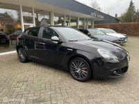 tweedehands Alfa Romeo Giulietta 1.4 T Exclusive Qv-Line Navi Bluetooth Pdc Lm..