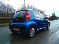 Occasion Peugeot 107 68 PK (50 kW) 2011 Blauw Hatchback