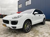 tweedehands Porsche Cayenne 3.0 S E-Hybrid Platinum Edition / LUCHTVERING / BOSE / CAMERA / ALCANTARA / ELEC TREKHAAK