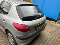 tweedehands Peugeot 206 1.4 XT