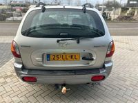 tweedehands Hyundai Santa Fe 2.0i-16V Silver Edition Airco 135PK benzine motor