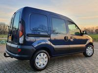 tweedehands Renault Kangoo 1.4i Automatic Benzine met Zijdeur en Opties !