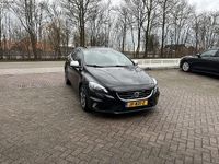 Occasion Volvo V40 R-Design 120 PK (88 kW) 2016 Zwart (metallic) Hatchback