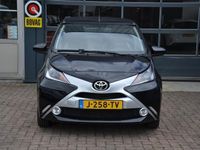 Occasion Toyota Aygo X-wave 69 PK (50 kW) 2016 Zwart Hatchback