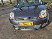 Occasion Ford Fiesta Ambiente 69 PK (50 kW) 2006 Grijs Hatchback
