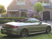 tweedehands Mercedes 200 C-KLASSE Cabriolet4MATIC AMG-LINE AUTOMAAT 1E EIGENAAR!! COMAND NAVIGATIE, APPLE CARPLAY, NEKVERWARMING, LEER, STOELVERWARMING, STOELVENTILATIE, MEMORYSTOELEN, 360 GRADEN CAMERA, PARKEERHULP VOOR/ACHTER, WINDSCHERM, MULTIBEAM LED, 18"AM