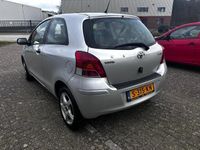 tweedehands Toyota Yaris 1.0 VVTi Acces