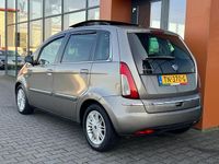 Occasion Lancia Musa 95 PK (69 kW) 2008 Grijs MPV