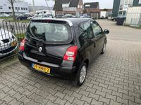 tweedehands Renault Twingo 1.2 Authentique