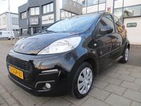 Occasion Peugeot 107 Envy 68 PK (50 kW) 2013 Zwart Hatchback