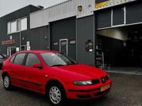 Occasion Seat Leon Stella 75 PK (55 kW) 2000 Rood Hatchback