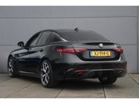 tweedehands Alfa Romeo Giulia 2.0T Super / Automaat / Navigatie / Stuur-Stoelver