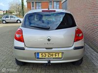 tweedehands Renault Clio 1.6-16V Dynamique/AUTOMAAT