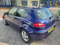 tweedehands Alfa Romeo 147 1.6 T.Spark Veloce Edizione Limitata! NETTE AUTO! ALLE ONDERHOUD PAPIER AANWEZIG!