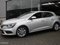 Occasion Renault Mégane IV Zen 132 PK (97 kW) 2018 Grijs Hatchback