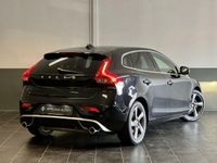 tweedehands Volvo V40 1.6 D2 R-Design | NAP | Navi | Glazen dak | Stoelverwarming