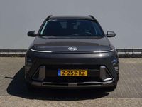 Occasion Hyundai Kona Premium 105 PK (77 kW) 2024 Grijs SUV