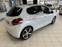 Occasion Peugeot 208 2018 Wit Hatchback