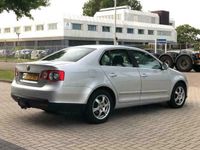 tweedehands VW Jetta 1.6 16V FSI Comfortline