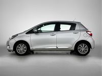 Occasion Toyota Yaris Hybrid Executive 99 PK (72 kW) 2017 Grijs Hatchback