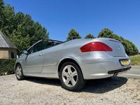 tweedehands Peugeot 307 CC 2.0-16V, BJ 2004, Leer, PDC, Airco, APK