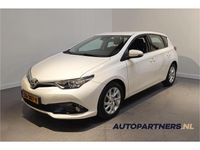 Occasion Toyota Auris 99 PK (72 kW) 2017 Wit Hatchback