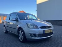 Occasion Ford Fiesta Futura 101 PK (74 kW) 2006 Grijs Hatchback