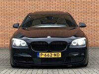 tweedehands BMW 740 7-SERIE d High Executive M-pakket | Head-Up Display | Softclose | Adaptieve cruis control | 19" Lichtmetaal | Camera | Leder | Navigatie | Elektrisch Stuurwiel | Stuurwielverwarming
